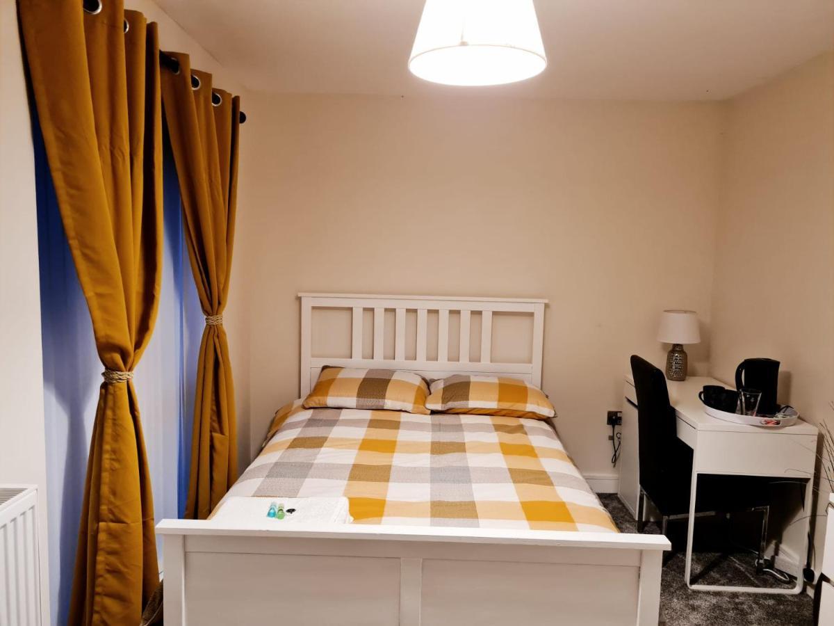 Mills Home Stays ดาร์บี ภายนอก รูปภาพ